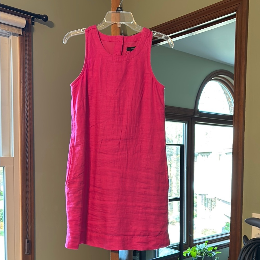Elegant Pink Sleeveless Dress